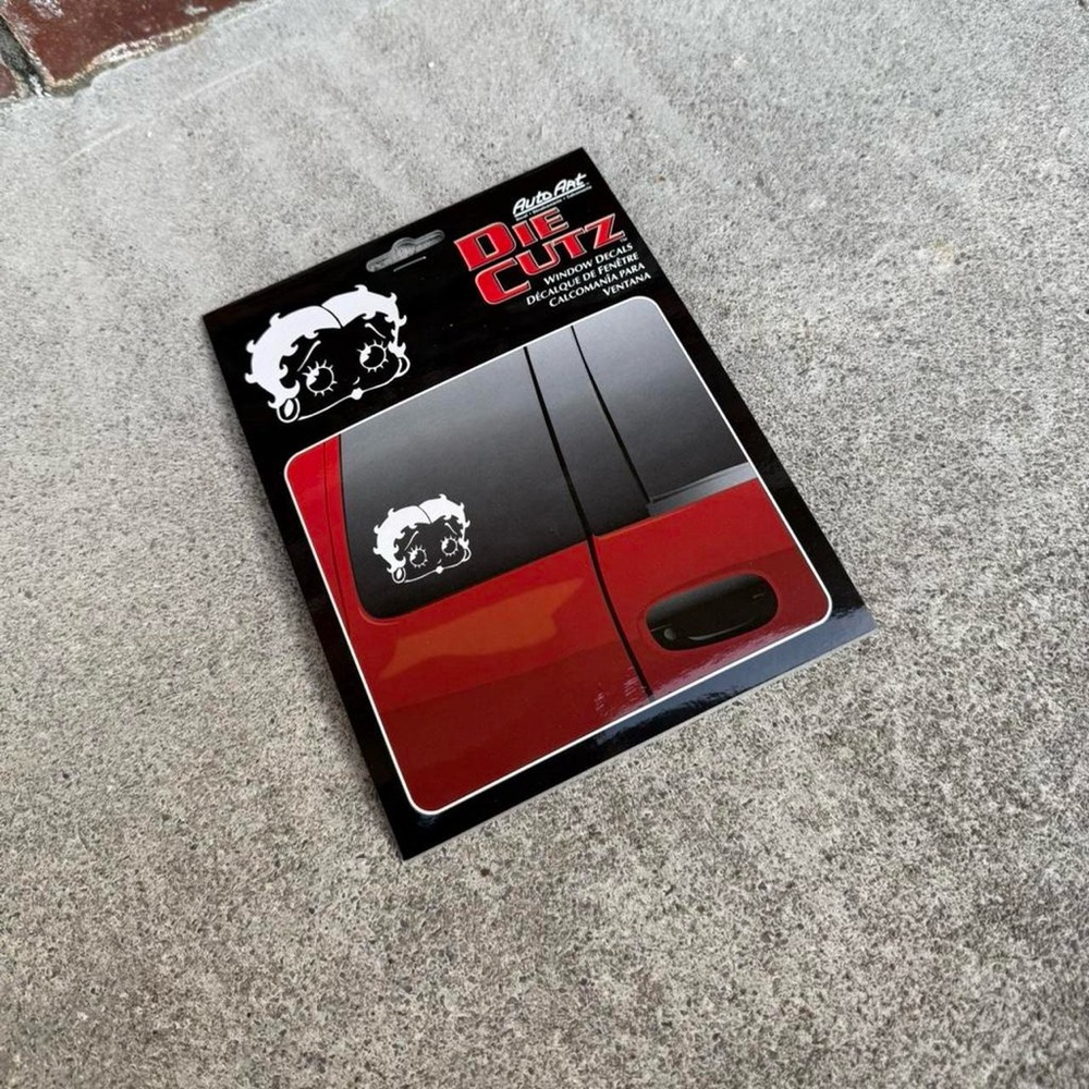 Vintage Y2K 2005 Betty Boop Auto Art Car Sticker